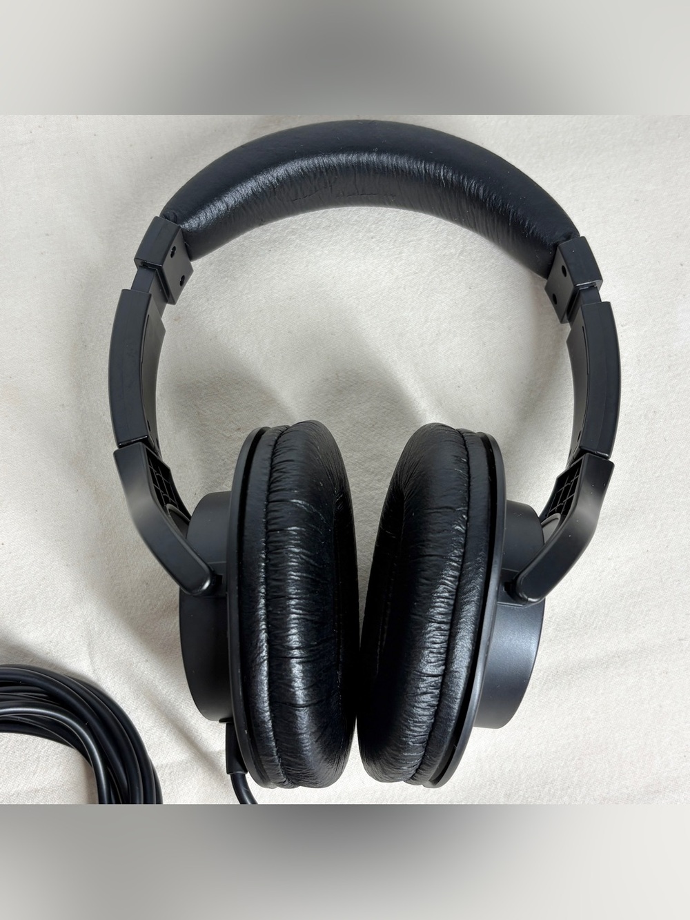 Roland RH-5 Over-Ear Headphones in Black - Picture 3 of 7